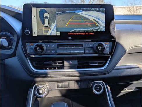 Used 2024 Toyota Grand Highlander Limited image 24