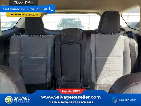Used 2015 Ford Escape SE image 13