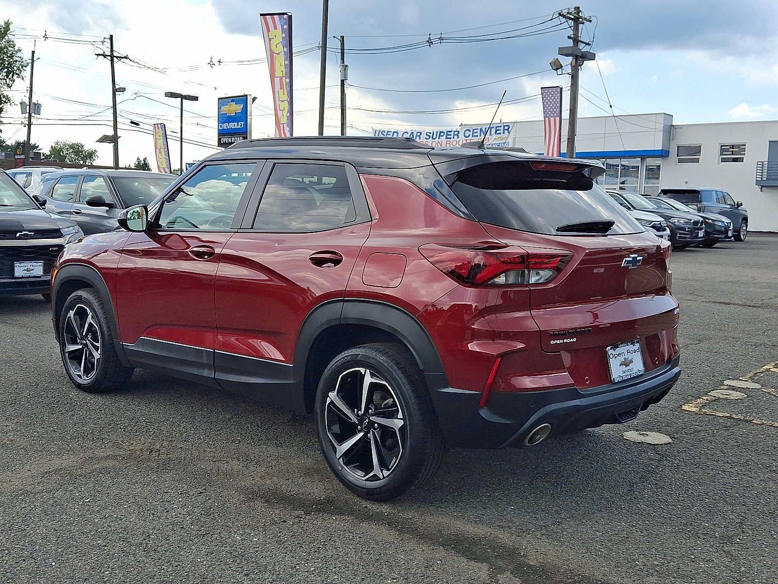 Used 2022 Chevrolet TrailBlazer RS w/ Technology Package FWD image 4