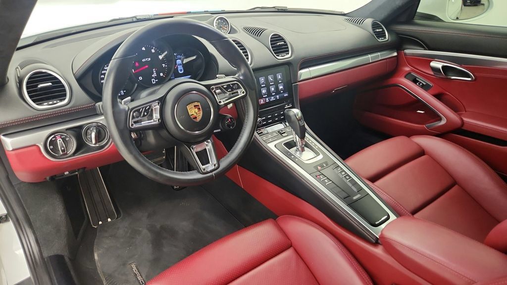 Used 2018 Porsche 718 Cayman GTS RWD image 42