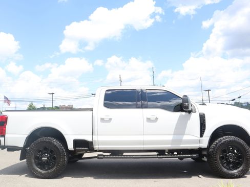 Used 2023 Ford F250 Lariat w/ Black Appearance Package AWD/4WD image 6