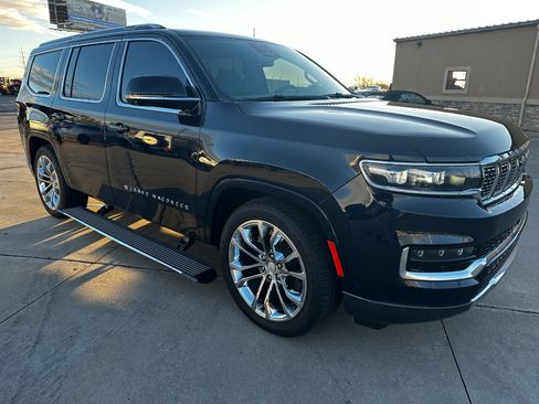 Used 2022 Jeep Grand Wagoneer Series II w/ Flexible Seating Group image 69