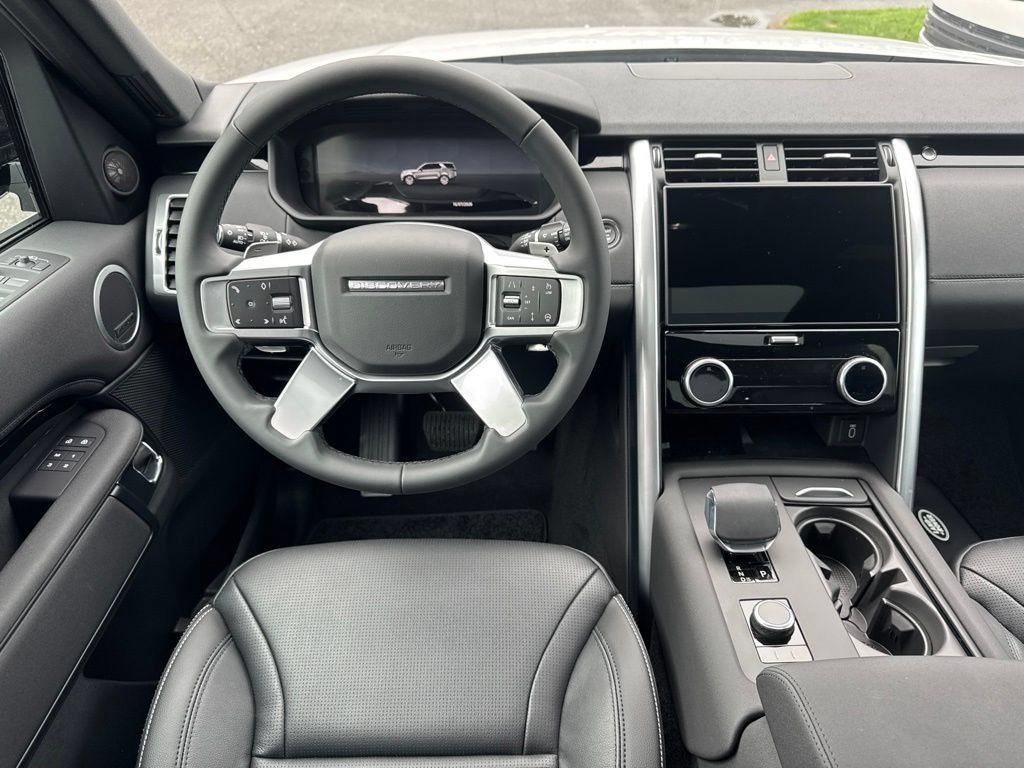New 2026 Land Rover Discovery S AWD/4WD image 22