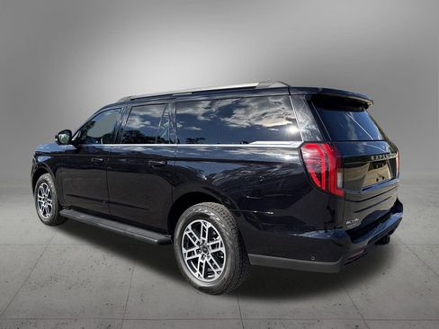 Used 2025 Ford Expedition Max Active image 3