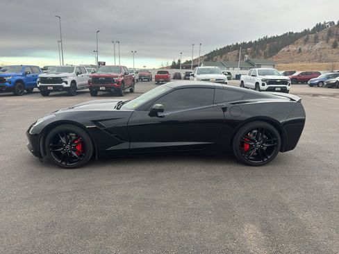 Used 2016 Chevrolet Corvette Stingray Coupe image 2
