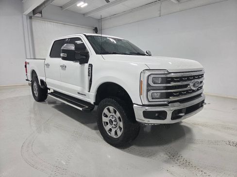 Used 2023 Ford F250 Lariat w/ Chrome Package AWD/4WD image 1