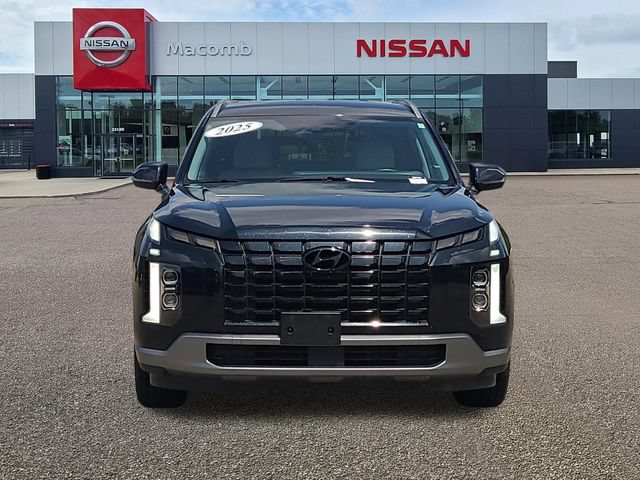 Used 2025 Hyundai Palisade SEL FWD image 2
