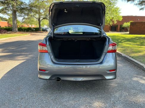 Used 2015 Nissan Sentra SR FWD image 19