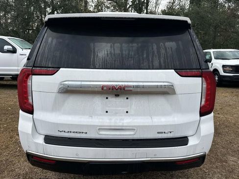 Used 2024 GMC Yukon SLT image 13