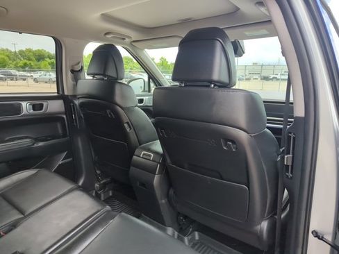 Used 2024 Hyundai Santa Fe Limited FWD image 21