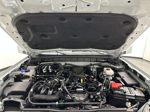 Used 2024 Ford Bronco Outer Banks image 25