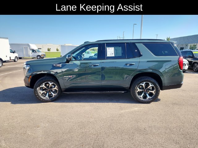 Used 2025 GMC Yukon AT4 w/ LPO, Floor Liner Package AWD/4WD image 4