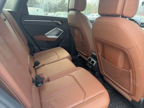 Used 2024 Audi Q3 2.0T Premium Plus w/ Premium Plus Package image 12