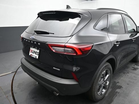 New 2026 Ford Escape ST-Line w/ Tech Pack #1 AWD/4WD image 11