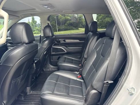 Used 2022 Kia Telluride EX w/ EX Premium Package AWD/4WD image 15