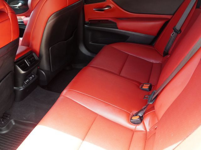Used 2019 Lexus ES 350 F Sport w/ Accessory Package FWD image 10