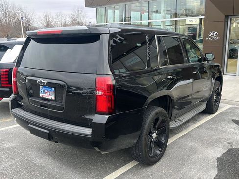 Used 2015 Chevrolet Tahoe LT image 2