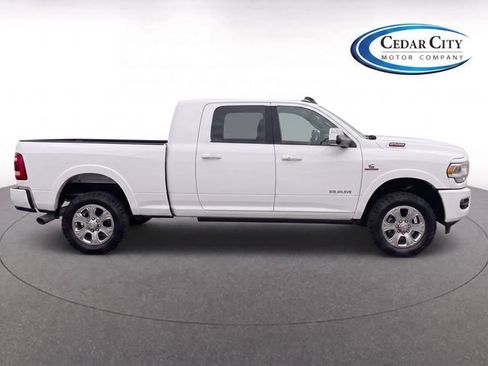 Used 2022 RAM 3500 Laramie AWD/4WD image 8