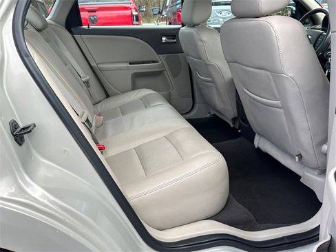 Used 2008 Ford Taurus Limited image 15