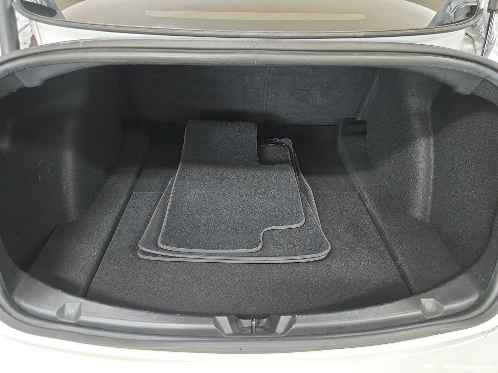 Used 2022 Tesla Model 3 Long Range AWD/4WD image 30