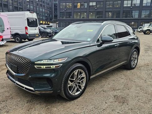 Used 2022 Genesis GV70 2.5T w/ Advanced Package image 1