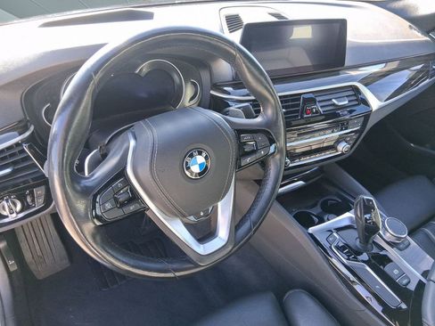 Used 2019 BMW 540i image 22