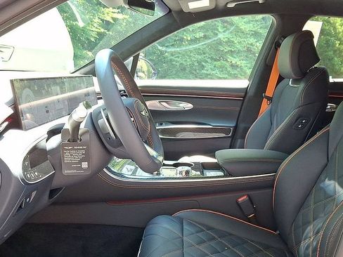 New 2026 Genesis GV70 3.5T Sport Prestige AWD/4WD image 15