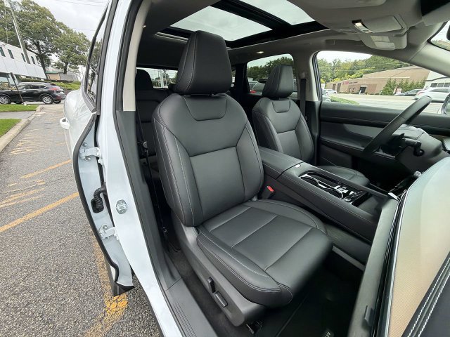 Certified 2025 Nissan Murano SL w/ Cargo Package AWD/4WD image 26