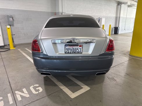 Used 2011 Rolls-Royce Ghost image 5