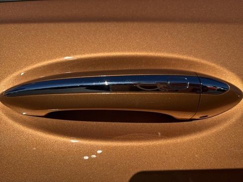 Used 2024 Buick Encore GX Sport Touring image 12