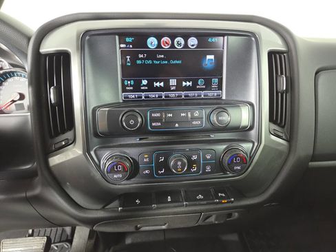 Used 2018 Chevrolet Silverado 1500 LT w/ All Star Edition AWD/4WD image 27