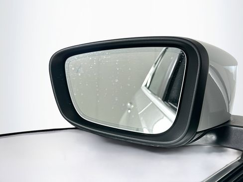 Used 2025 BMW 330i 330i image 16