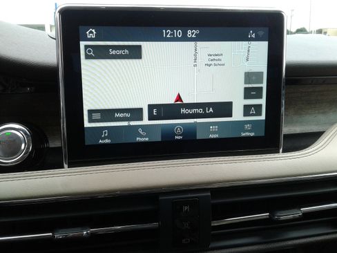 Used 2020 Lincoln Corsair Reserve image 19