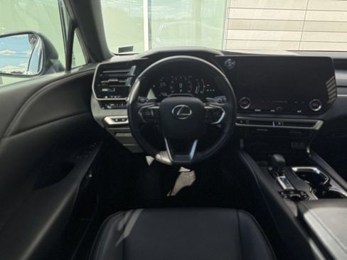 Used 2024 Lexus RX 350 Premium image 12