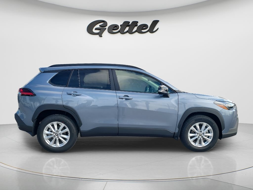 New 2026 Toyota Corolla Cross LE FWD image 4