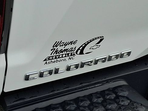 Used 2025 Chevrolet Colorado W/T w/ Advanced Trailering Package AWD/4WD image 30