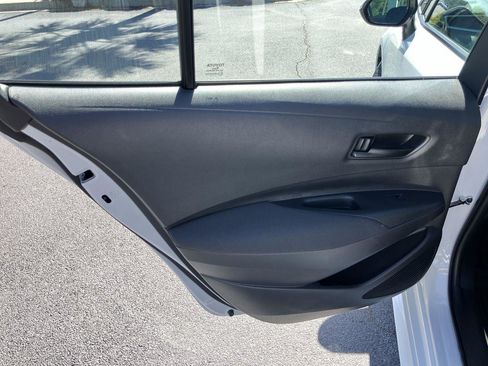 Used 2025 Toyota Corolla LE image 21