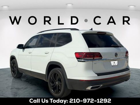 Used 2022 Volkswagen Atlas SE w/ Panoramic Sunroof Package FWD image 5