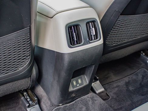 Used 2022 Hyundai Tucson Limited w/ Cargo Package AWD/4WD image 32