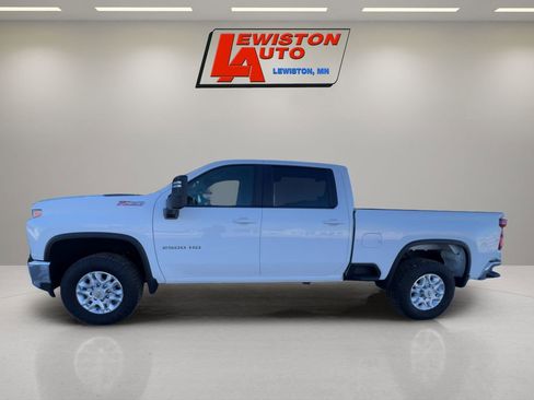 Certified 2022 Chevrolet Silverado 2500 LT w/ Z71 Off-Road Package image 2