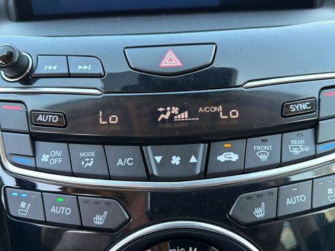 Used 2020 Acura RDX AWD w/ Advance Package image 11