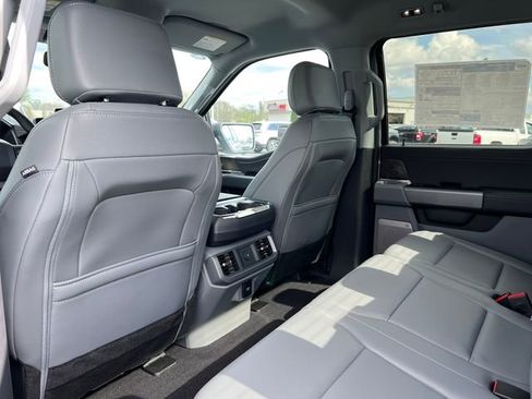 New 2025 Ford F150 Lightning Flash AWD/4WD image 39