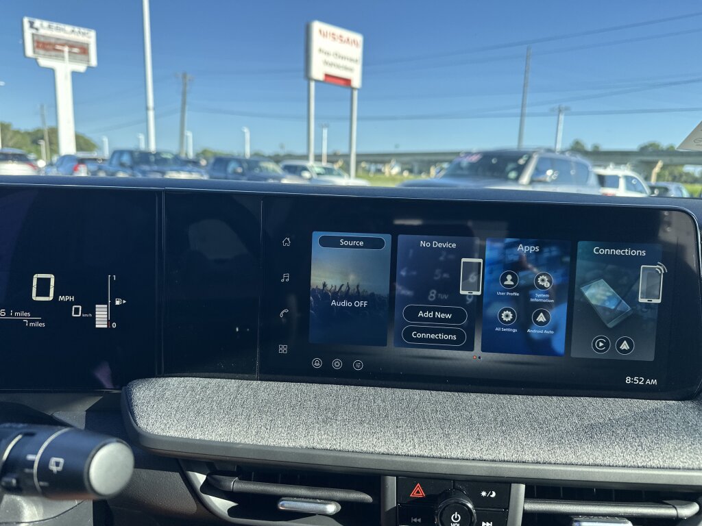 New 2027 Nissan Kicks S FWD image 13