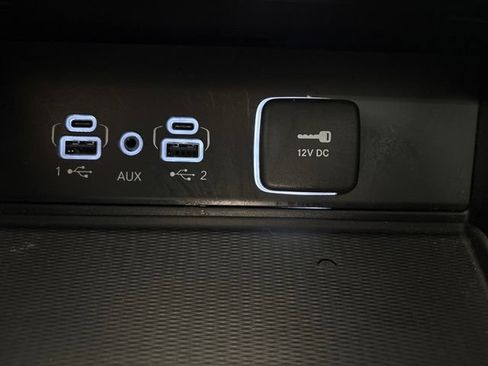 Used 2024 Jeep Grand Cherokee L Limited w/ Luxury Tech Group II AWD/4WD image 21