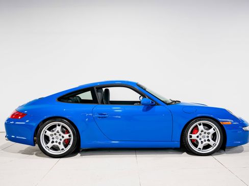 Used 2006 Porsche 911 Carrera S image 2