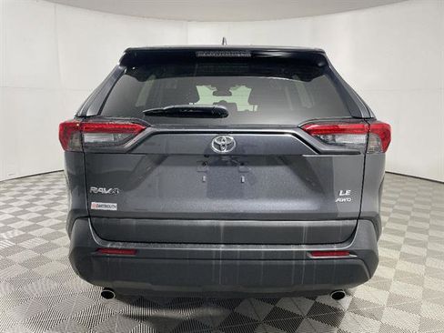 Certified 2022 Toyota RAV4 LE image 6