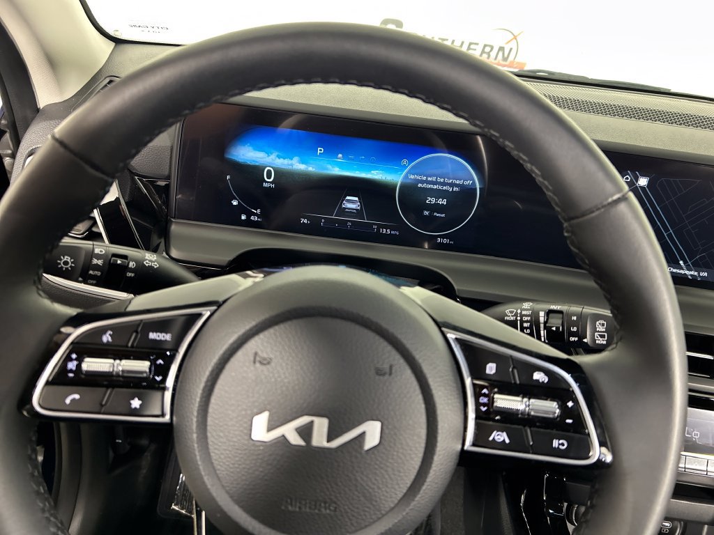 Used 2024 Kia Seltos S FWD image 13