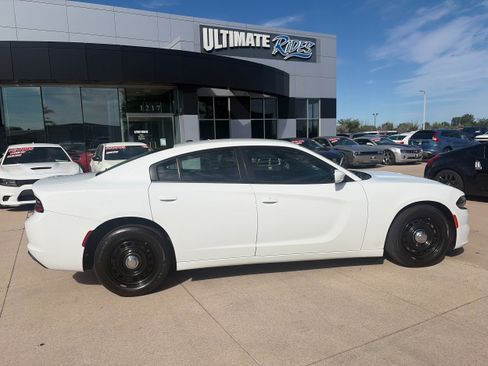 Used 2020 Dodge Charger Police w/ Fleet Safety Group AWD/4WD image 2