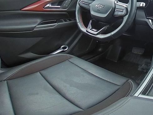 Used 2024 Chevrolet Equinox EV RS w/ LPO, Trailering Package FWD image 20