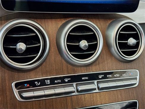 Used 2019 Mercedes-Benz C 300 Cabriolet image 13